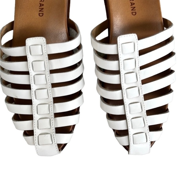 NWOT Lucky Brand Leather Sandals White Size 7 - Picture 2 of 7